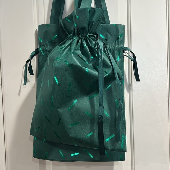 Amazon Reusable Green Drawstring Satchel Gift Bag 2PC - Picture 5 of 5